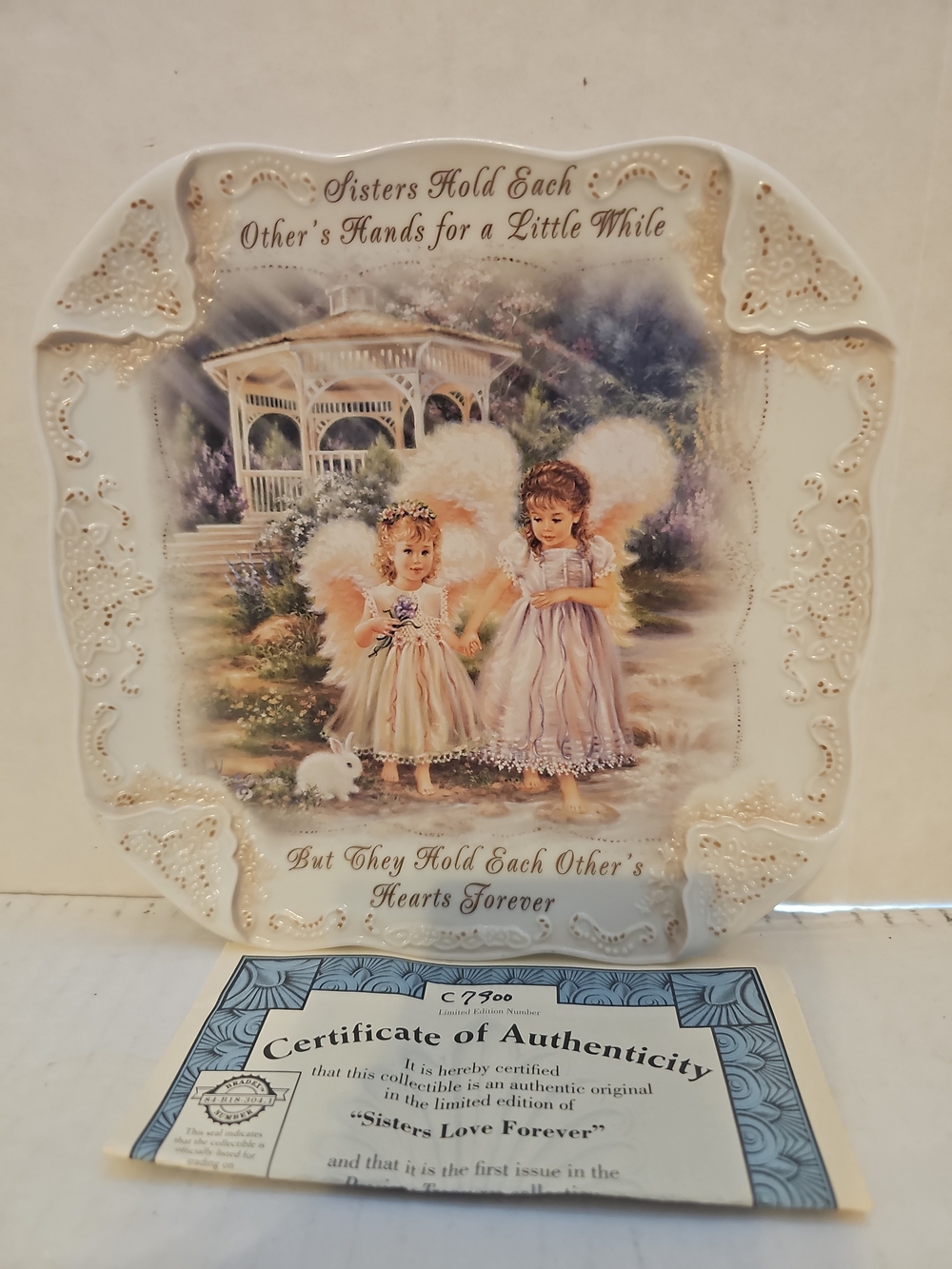Bradford Exchange Sister Love Forever by Dona Gelsinger 7.25" Collector Plate